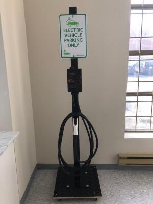 EV Charger Single Pedestal with space for EV Sign (EV sign not included) - Photo #5